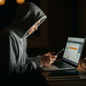 Earn money managing social media accounts